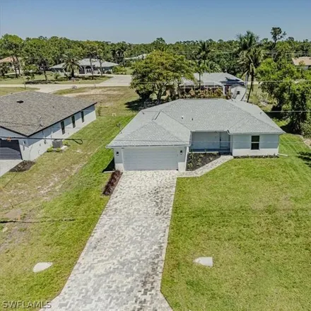 Image 4 - 605 Ne 31st Ter, Cape Coral, Florida, 33909 - House for sale