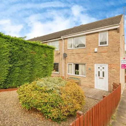 Buy this 3 bed house on Howden Close in Linthwaite, HD4 5XB