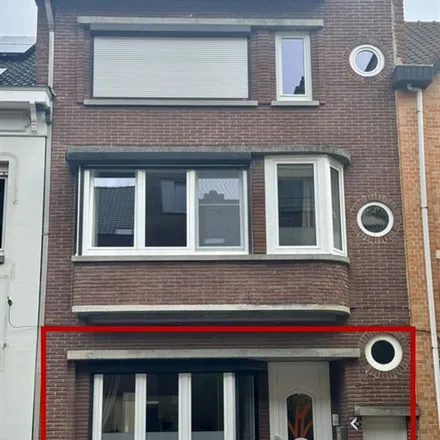 Rent this 1 bed apartment on Koning Albertlaan 72 in 3680 Maaseik, Belgium