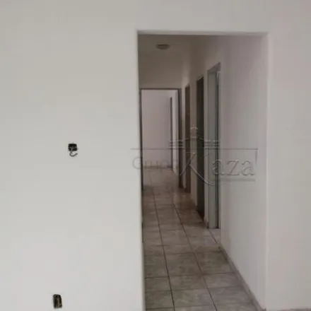 Rent this 3 bed house on Avenida Salinas in Bosque dos Eucaliptos, São José dos Campos - SP