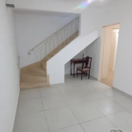 Rent this 2 bed house on Avenida Conselheiro Nébias in Boqueirão, Santos - SP