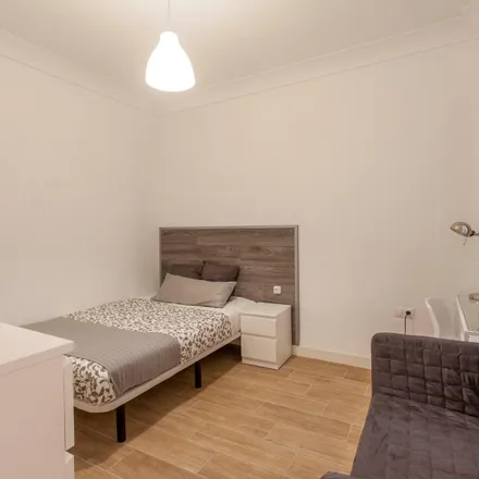 Rent this 5 bed room on Carrer de la Floresta in 46023 Valencia, Spain
