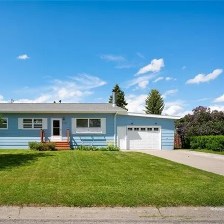 Buy this 5 bed house on 1121 Cherry Dr in Bozeman, Montana