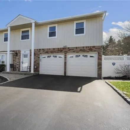 Buy this 4 bed house on 43 Sandy Hollow Drive in Commack, NY 11787