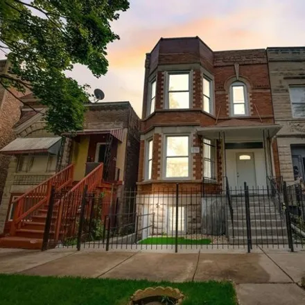 Buy this 7 bed house on 1530 South Spaulding Avenue in Chicago, IL 60623