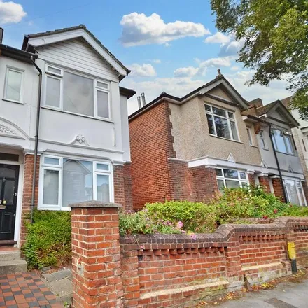 Rent this 5 bed duplex on 9 Coventry Road in Bedford Place, Southampton
