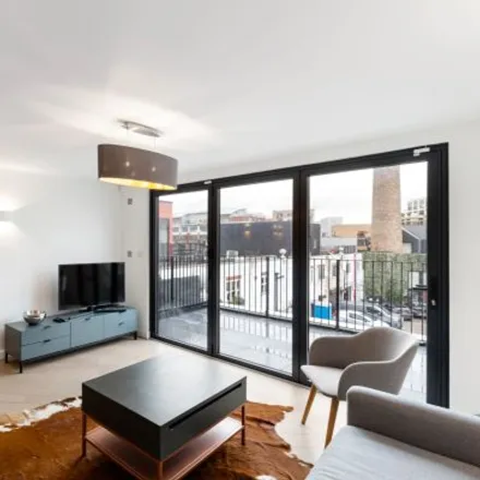 Rent this 2 bed apartment on 33-34 Warple Way in London, W3 0RX