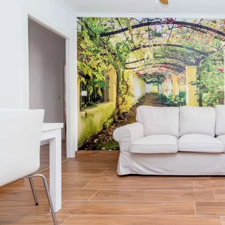 Rent this 4 bed apartment on Carrer de l'Alguer in 6, 8