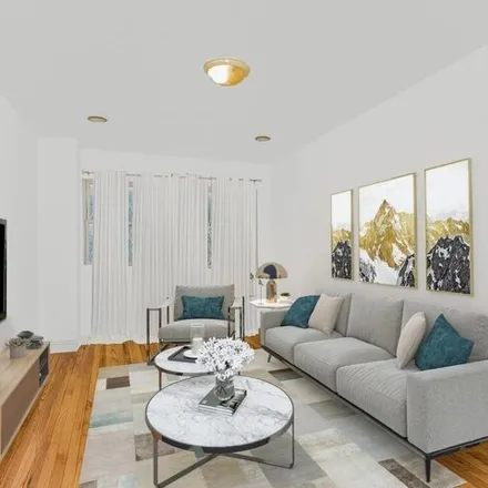 Image 3 - 859 East 223rd Street, New York, NY 10466, USA - House for sale