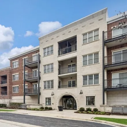 Buy this 2 bed condo on 119 North Larch Avenue in Addison Township, IL 60126