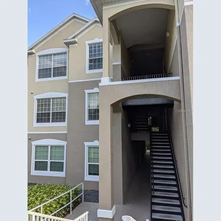 Rent this 3 bed apartment on Brantley Terrace Way in Altamonte Springs, FL 32714