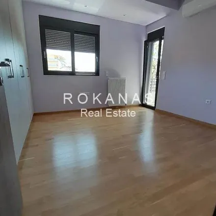 Rent this 3 bed apartment on Θερμοπυλών in 151 24 Marousi, Greece