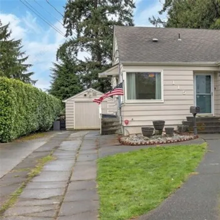 Buy this 3 bed house on 124 17th Street Southwest in Puyallup, WA 98371