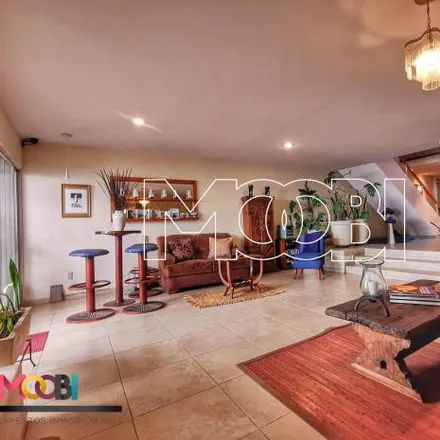 Buy this 3 bed house on Calle Joaquín Angulo in Circunvalación Vallarta, 44670 Guadalajara