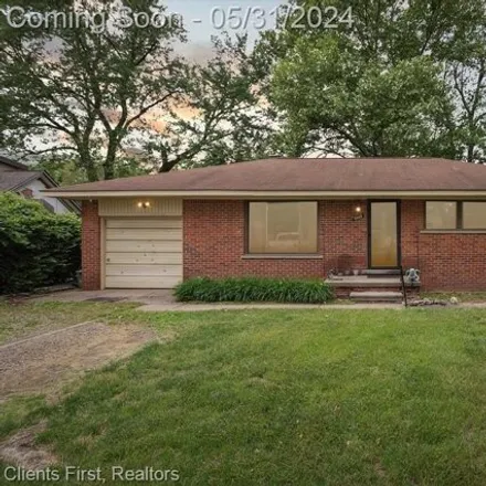 Buy this 3 bed house on 9213 Hix Road in Newburg, Livonia