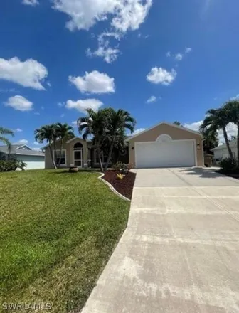 Image 2 - 4671 Southwest 20th Place, Cape Coral, FL 33914, USA - House for rent