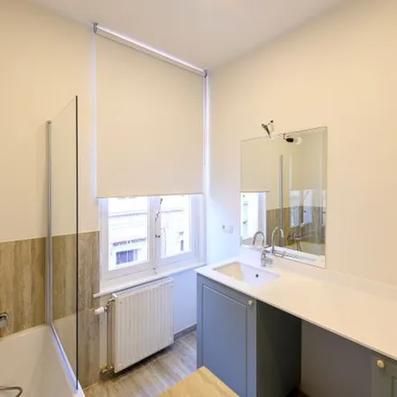 Rent this 3 bed apartment on Boulevard de l'Impératrice - Keizerinlaan 56 in 1000 Brussels, Belgium