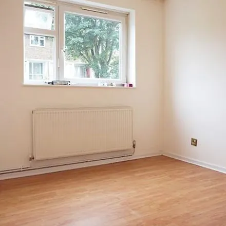 Rent this 3 bed apartment on Aintree Street in London, SW6 6BB