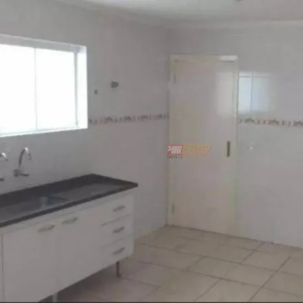 Buy this 3 bed house on Rua Manuel Hernandes Lopes in Anchieta, São Bernardo do Campo - SP