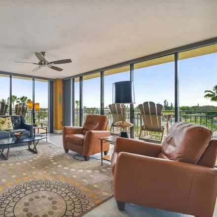 Buy this 1 bed condo on 7600 Bayshore Drive in Treasure Island, Pinellas County