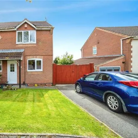 Buy this 3 bed duplex on Commonside Farm in Farnsworth Grove, Huthwaite