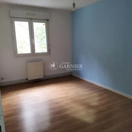 Image 9 - Rue Charles Corbeau, 27000 Évreux, France - Apartment for rent