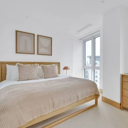 Rent this 2 bed apartment on London in E14 9RE, United Kingdom