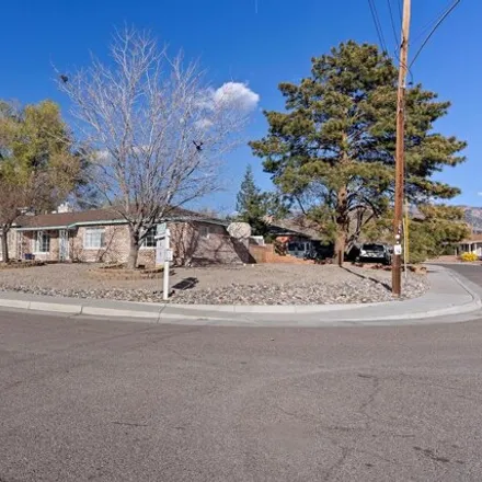 Image 3 - 2310 General Marshall Street Northeast, Albuquerque, NM 87112, USA - House for sale
