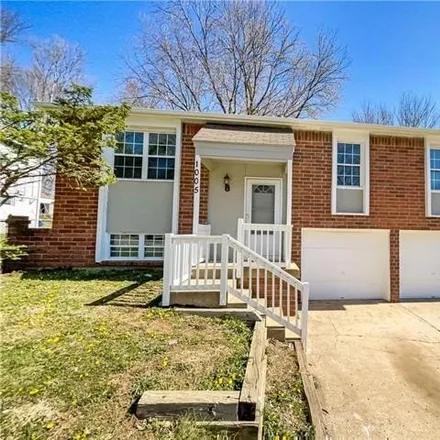 Buy this 3 bed house on 1027 Northwest Kingsridge Drive in Blue Springs, MO 64015