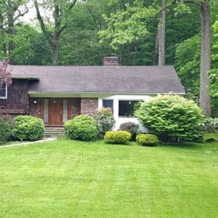 Buy this 4 bed house on 28 Hettiefred Road in Greenwich, CT 06831
