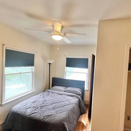 Rent this 3 bed house on Verona in NJ, 07044