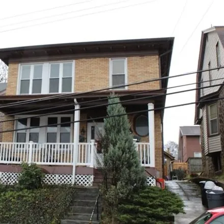 Buy this studio house on 2847 Connecticut Avenue in Dormont, PA 15216