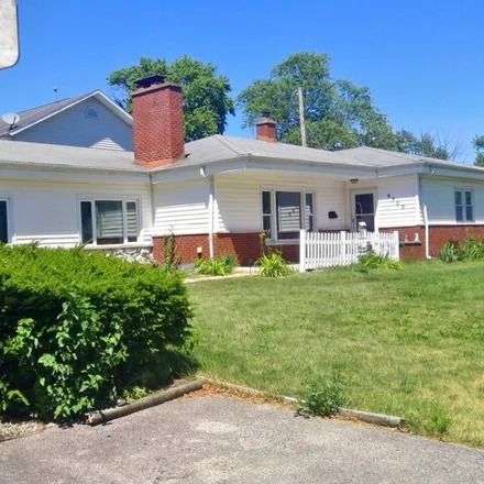 Buy this 5 bed house on 6500 174th St in Tinley Park, Illinois