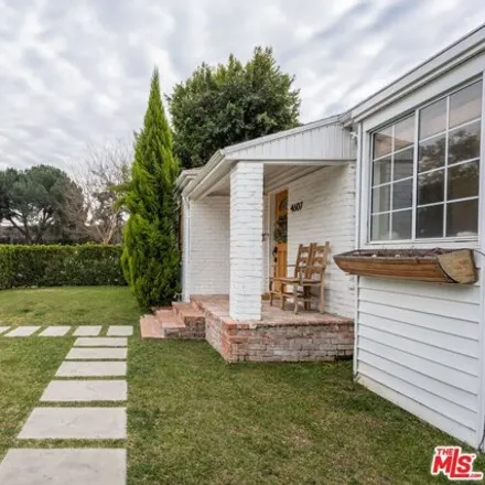 Image 5 - 4581 Willowcrest Avenue, Los Angeles, CA 91602, USA - House for rent