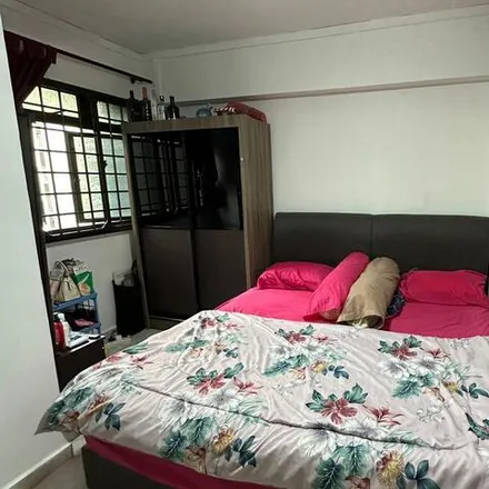 Rent this 1 bed room on 575 in 575 Woodlands Drive 16, Singapore 730575