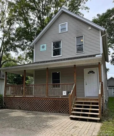 Rent this 2 bed house on 675 North Adams Street in Ypsilanti, MI 48197