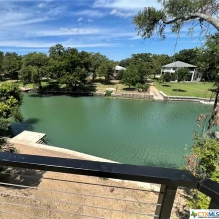 Image 1 - 624 Gloria Drive, Seguin, TX 78155, USA - House for sale