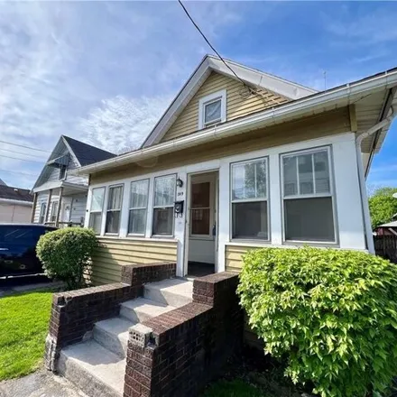 Buy this 3 bed house on 109 Lawrence Street in City of Syracuse, NY 13208