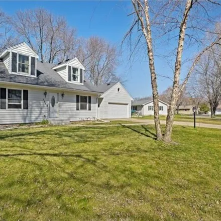 Buy this 4 bed house on 347 Crestwood Court in Riverbend Estates, North Mankato