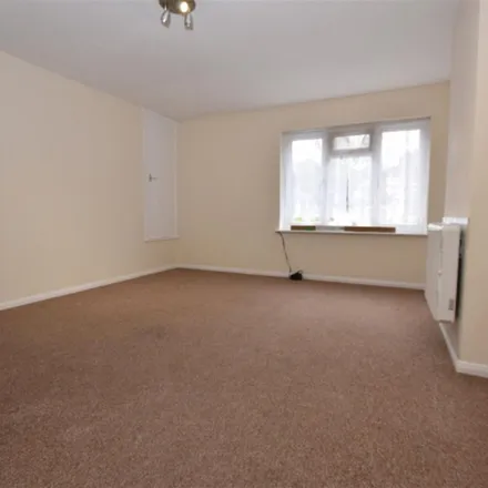 Rent this 1 bed apartment on Copwood Close in London, N12 9PR