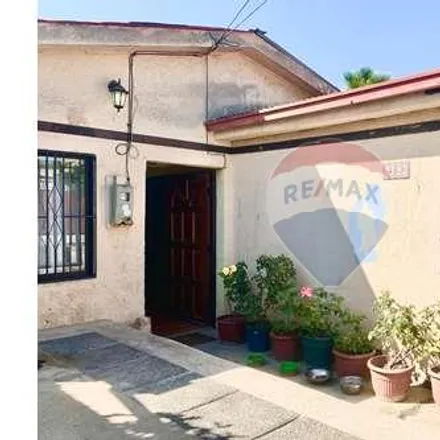 Buy this 3 bed house on San Martín in 246 0435 Villa Alemana, Chile