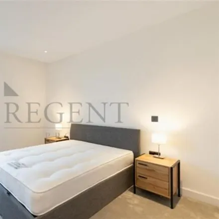 Image 8 - Silver Road, London, W12 7HX, United Kingdom - Room for rent