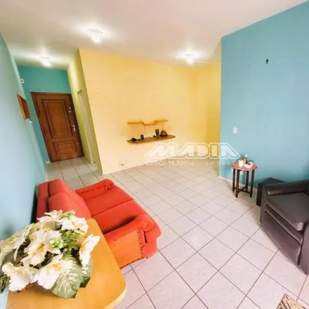 Buy this 2 bed apartment on Mendes & Cunha Sociedade de Advogados in Rua das Arapongas 76, Centro