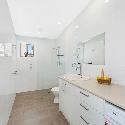 Image 4 - Bateau Bay Road, Bateau Bay NSW 2261, Australia - Apartment for rent