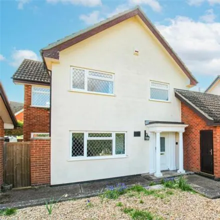 Buy this 4 bed house on Hare and Hounds in The Old Road, Leavenheath