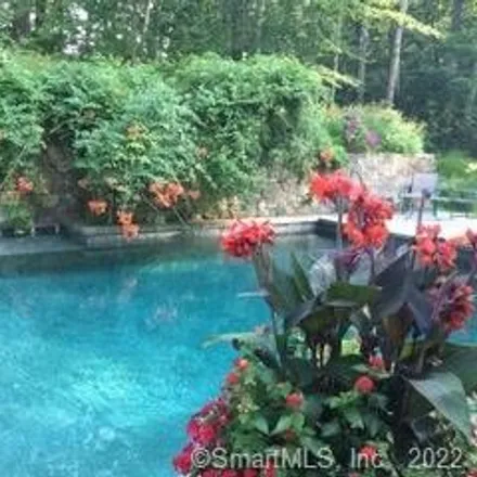 Image 2 - 601 Round Hill Road, Greenwich, CT 06831, USA - House for sale