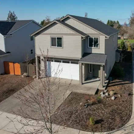 Buy this 4 bed house on 5897 Southeast 33nd Street in Gresham, OR 97080
