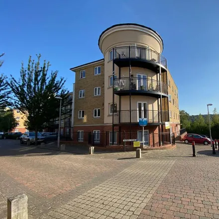 Rent this 2 bed apartment on Tadros Court in Buckinghamshire, HP13 7GF