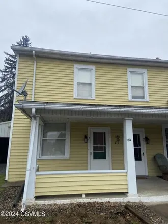 Rent this 2 bed house on Freeburg Community Center in New Street, Freeburg