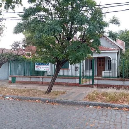 Buy this 5 bed house on Leonardo Rosales 2021 in José Mármol, Argentina